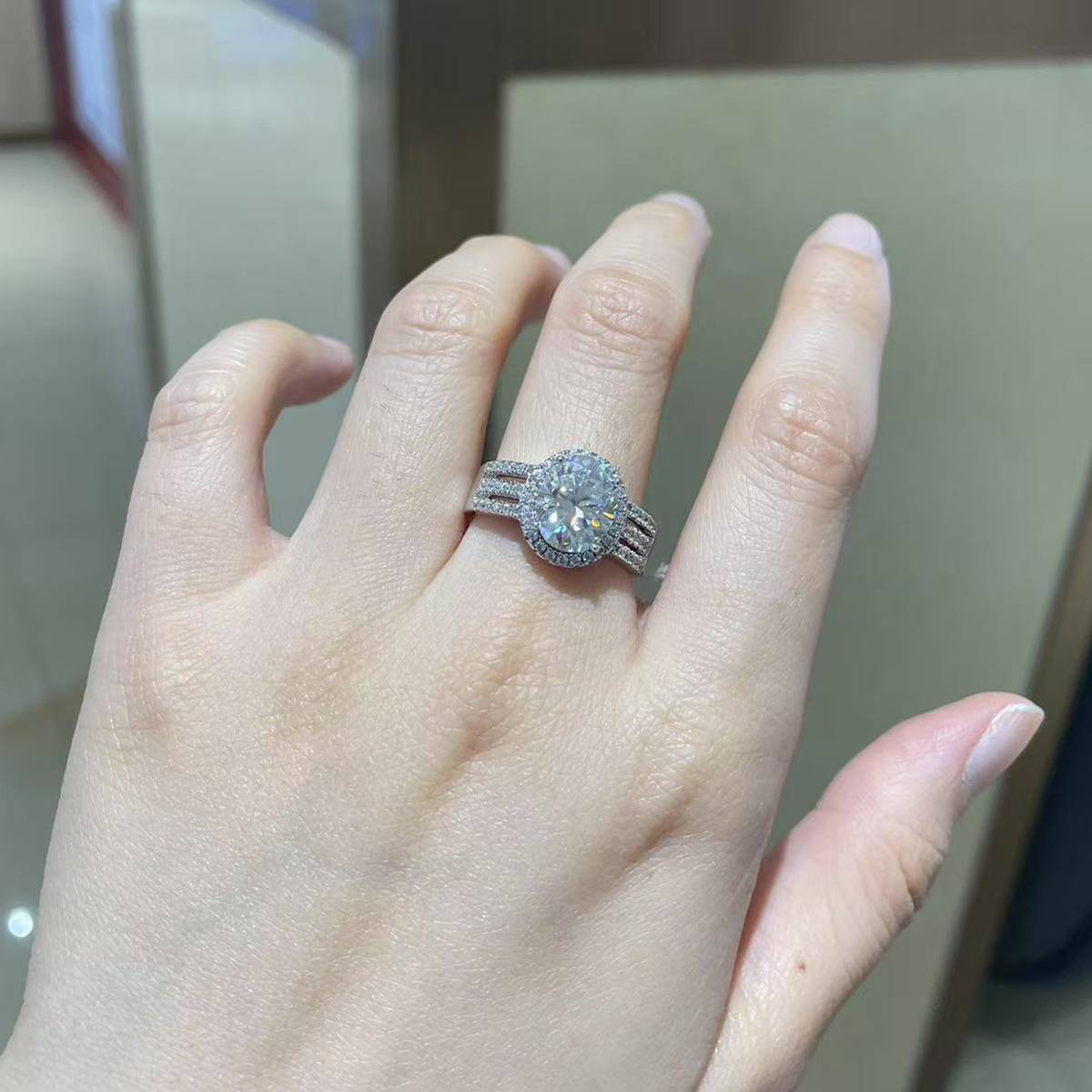 单头女戒S925银镀白金女戒定制选款主石莫桑钻3.0ct/副石高碳钻